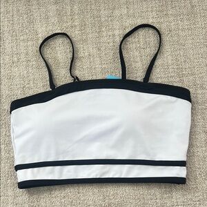 Younique Women’s Stylish Black and White Bandeau style Bikini Top Size Small 🟢